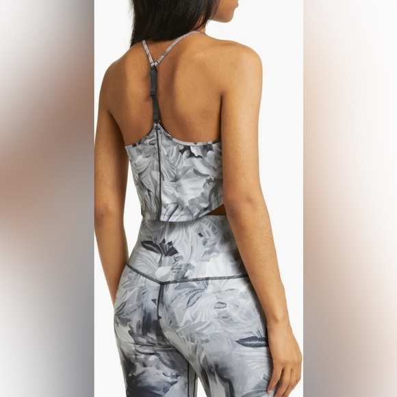 Nike one black ocean bliss Dri-fit Athletic crop top size small - Picture 2 of 7